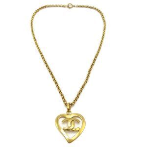 Chanel Cc Heart Pendant Metal Gold Gold_Plated Necklace Jewelry